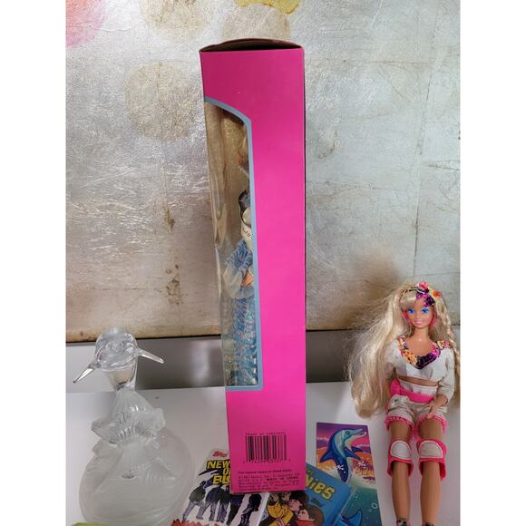 VINTAGE MATTEL BARBIE 1991 "AMERICAN BEAUTY QUEEN" DOLL #3137 - NEW IN BOX - Picture 3 of 6